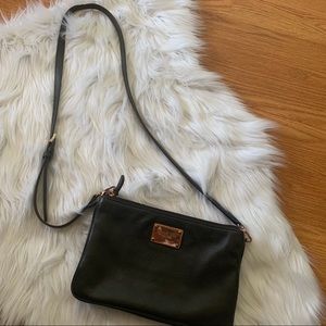 Black Michael Kors Crossbody